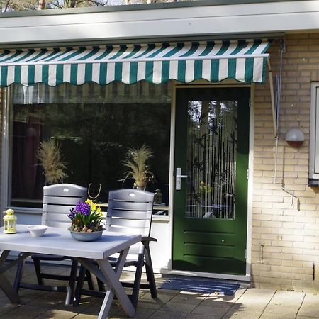 Geschakelde Bungalow Op De Veluwe "De Eekhoorn" Otterlo Zewnętrze zdjęcie