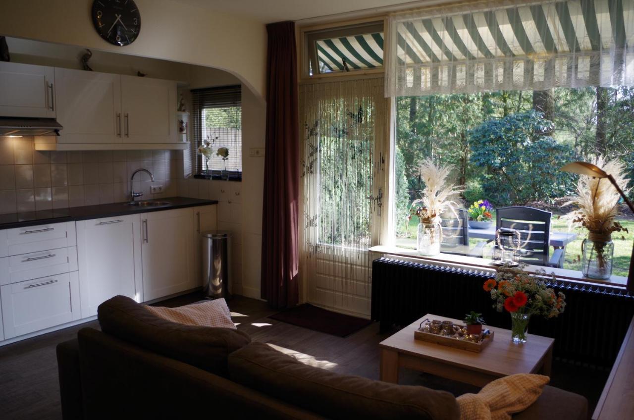 Geschakelde Bungalow Op De Veluwe "De Eekhoorn" Otterlo Zewnętrze zdjęcie